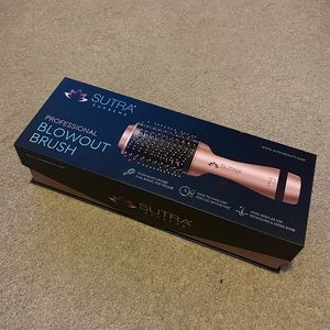 Brand New Sutra Blowout Brush